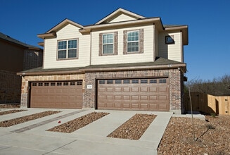 Building Photo - 7110 Faith Wy