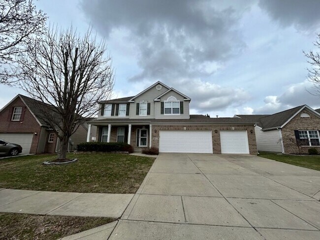 Building Photo - Beautiful 2 Story, 4 Bedroom, with a Full ...