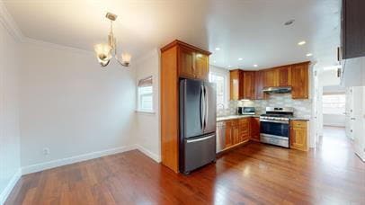 Building Photo - Spacious 6BR/5BA Single-Family Home in Par...
