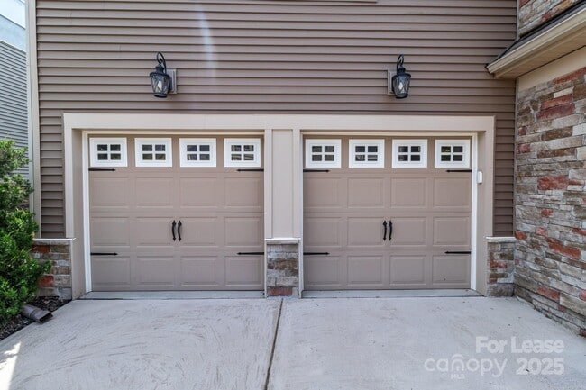 Building Photo - 2835 Berkhamstead Cir