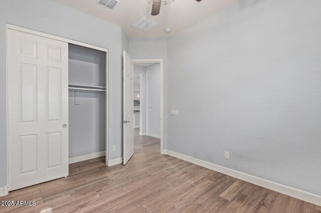 Building Photo - 2072 E Lantana Dr