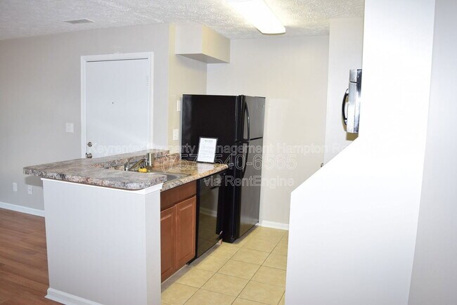 Building Photo - 71 Cape Dorey Dr