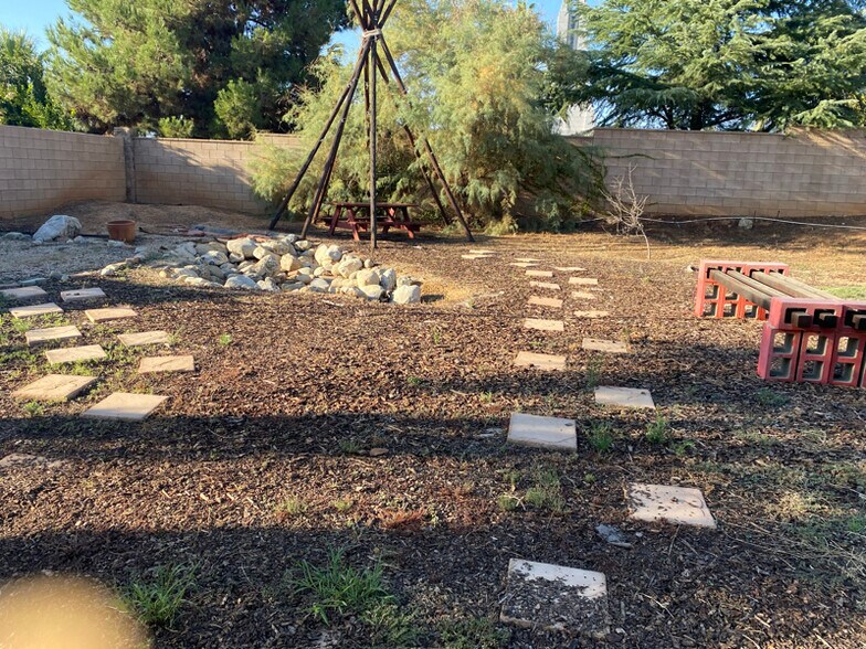 Building Photo - 1 S La Salle St