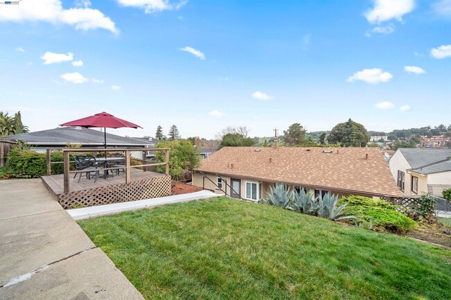 Building Photo - 22123 Main St