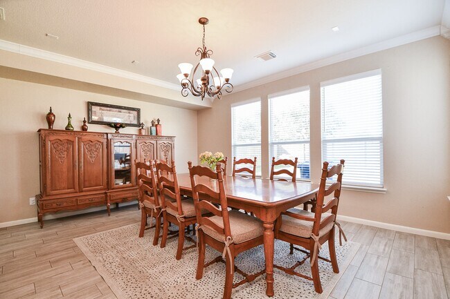 Building Photo - 2810 Powell Springs Ct