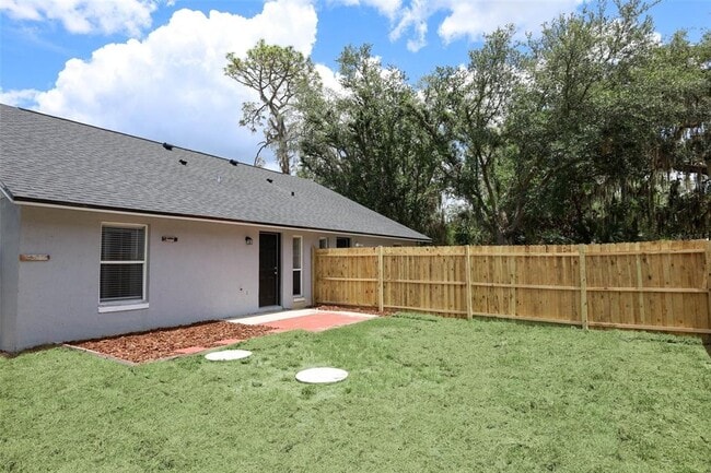 Building Photo - 788 Lincoln Pkwy