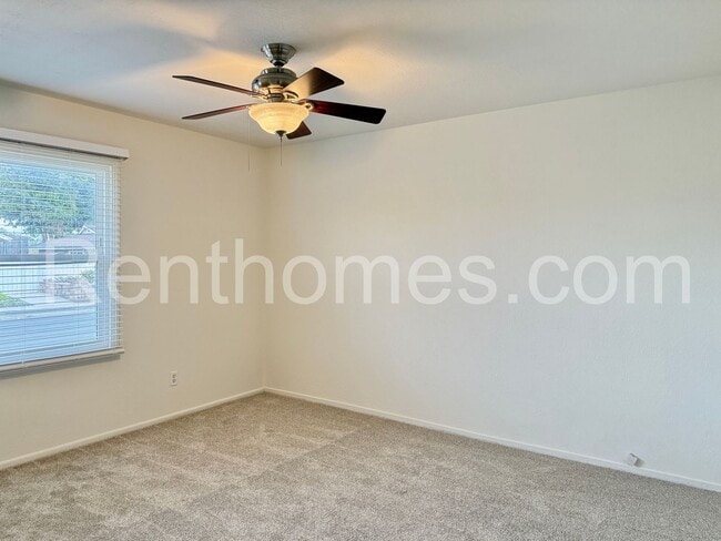 Building Photo - 5281 Constitution Rd