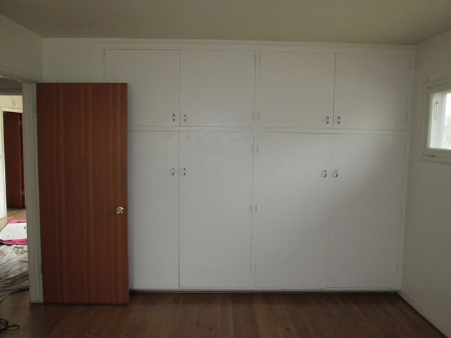 Building Photo - 1844 McCollum St