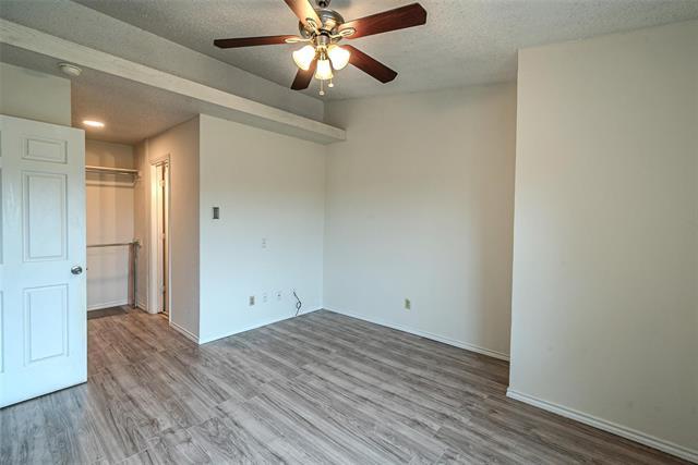 Building Photo - 929 Vedral Pl