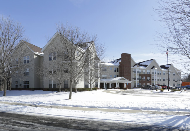 Primary Photo - Bassett Creek Commons