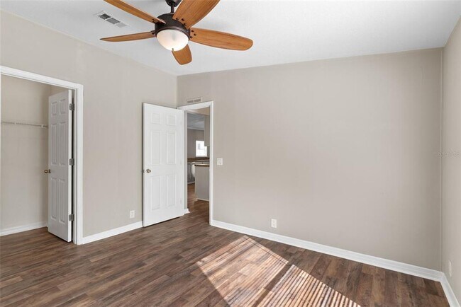 Building Photo - 6682 SW 156th Pl