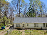 Building Photo - 118 Pine Hill Dr