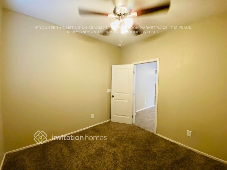 Building Photo - 40881 W Tamara Ln