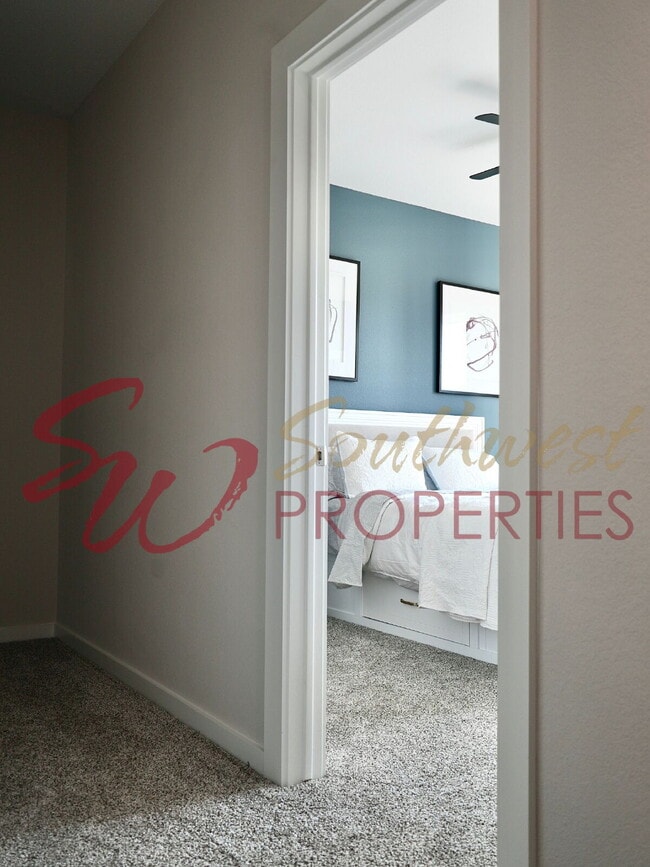 Building Photo - FULLY FURNISHED, close to campus 3 bedroom 2.5 bath Cowboy Casita!