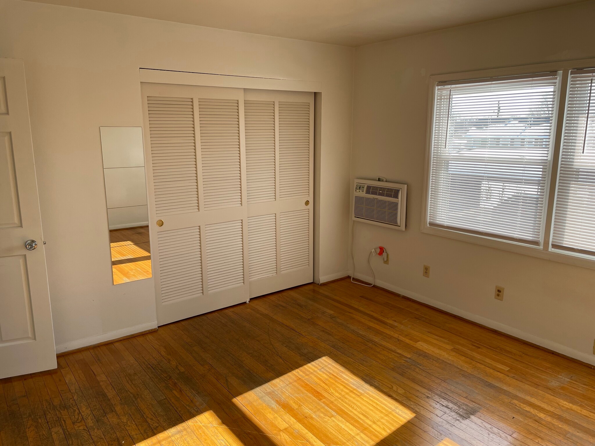 Building Photo - 132 Highland Hills Dr