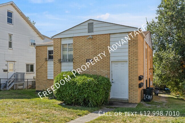 Building Photo - 118 Charles St