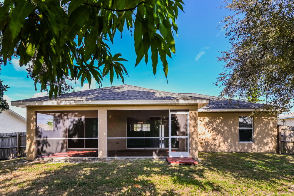 Building Photo - 1144 SW 6th Terrace