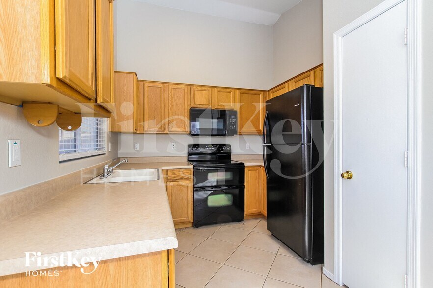 Building Photo - 21812 N 36th Ln