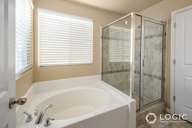 Building Photo - Beautiful Home in Eagle Mountain!