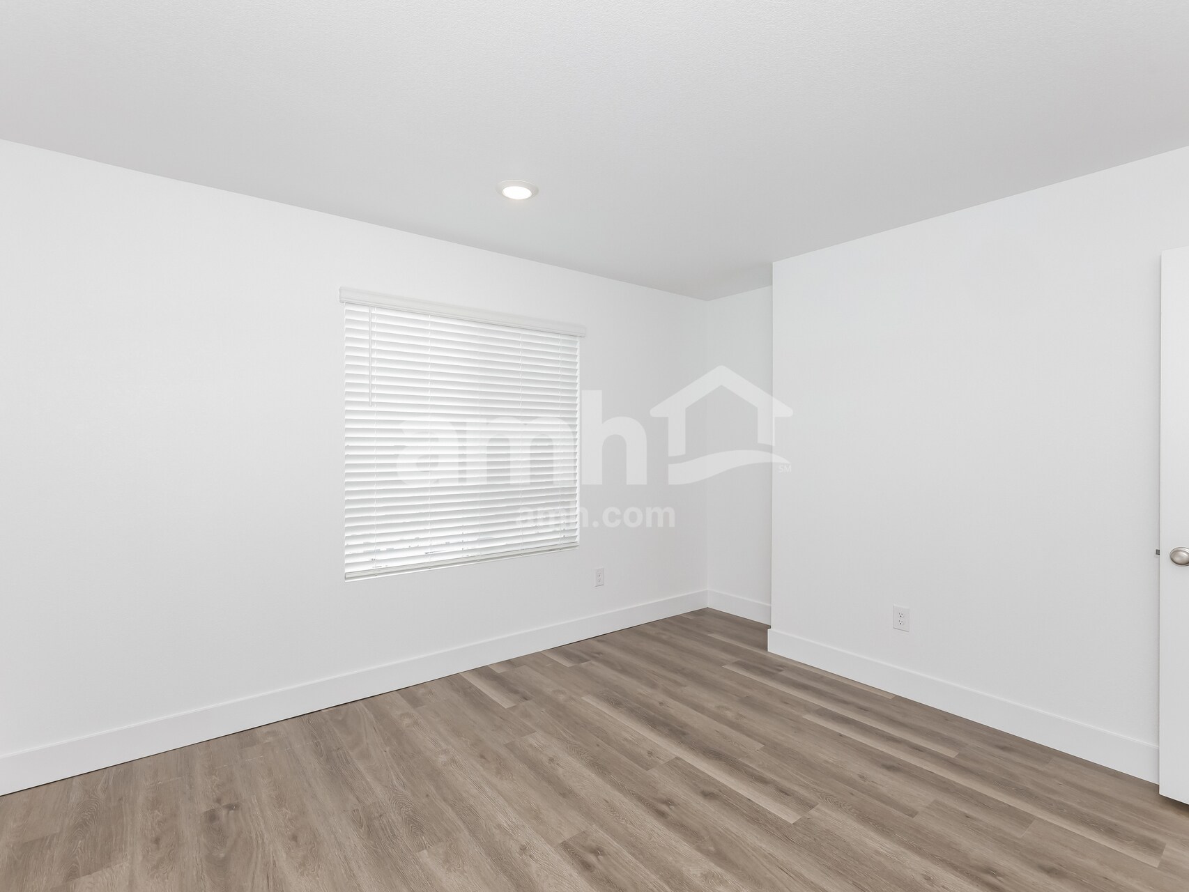 Building Photo - 9486 Aldersyde Dr