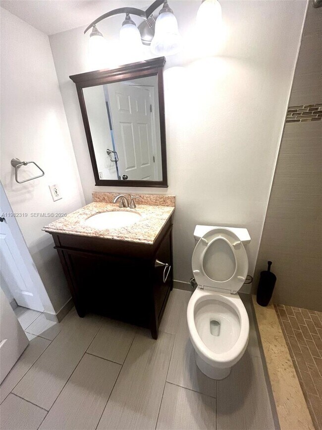 Building Photo - 14012 SW 93rd Ln