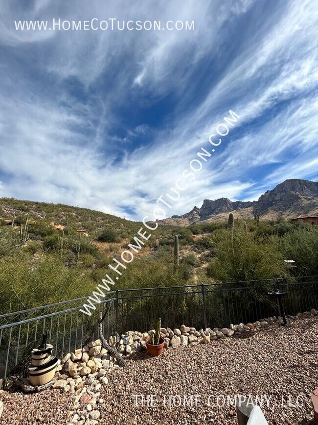 Building Photo - 1767 Deer Hollow Loop