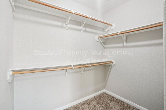 Building Photo - 11454 Country Canyon