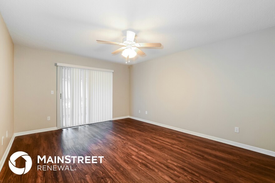 Building Photo - 33303 Lake Bend Cir