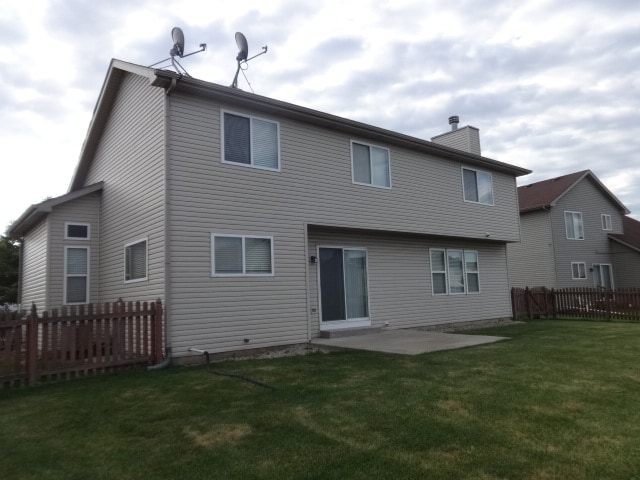 Building Photo - 3505 Stone Creek Dr