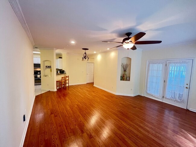 Building Photo - 4437 Lady Banks Ln