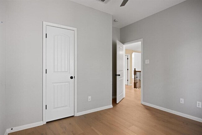 Building Photo - 11109 Claro Vista Cove
