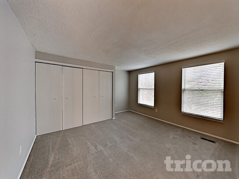 Building Photo - 9021 Touchstone Ln