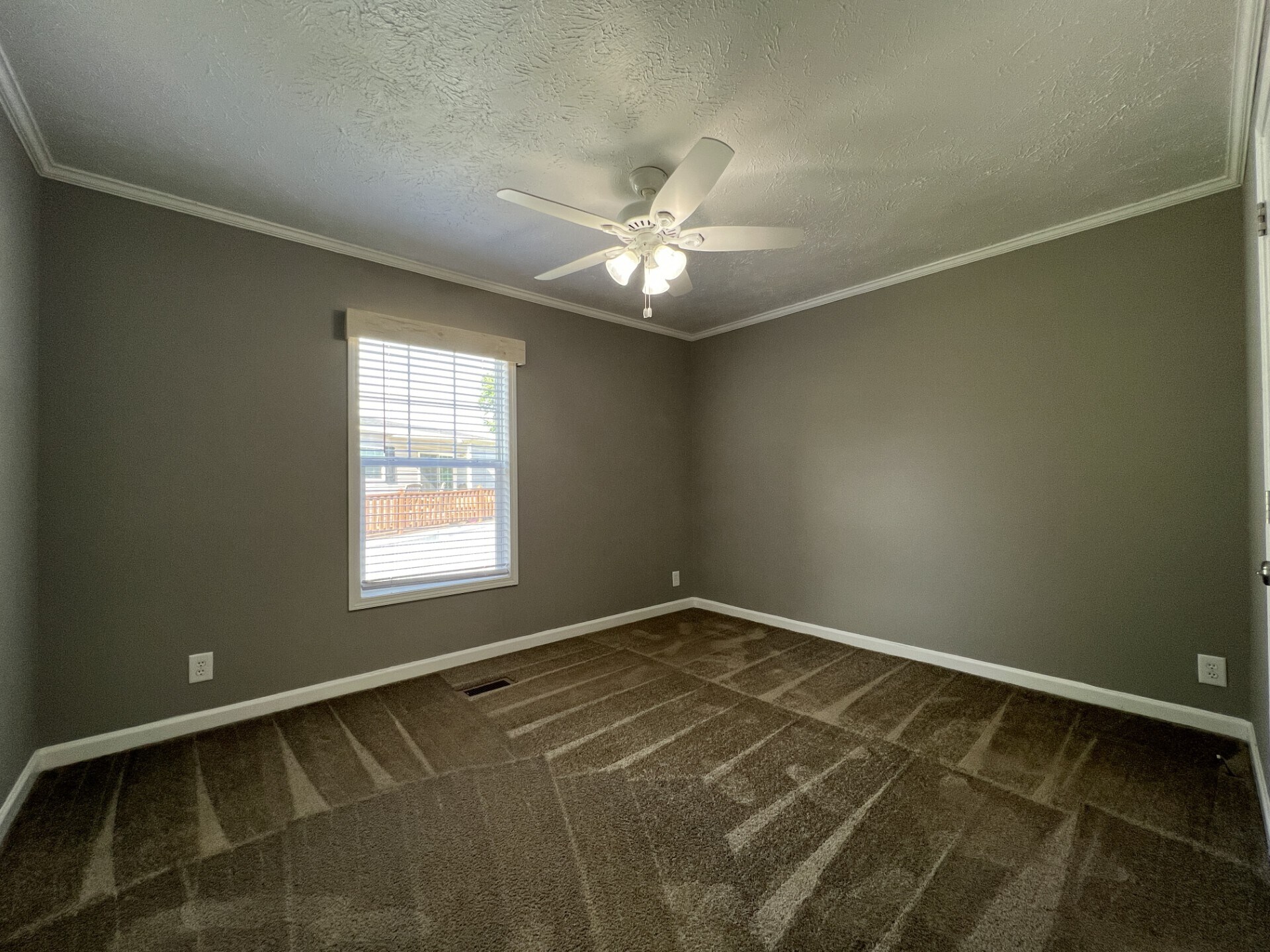 Building Photo - 53 Sugar Maple Dr