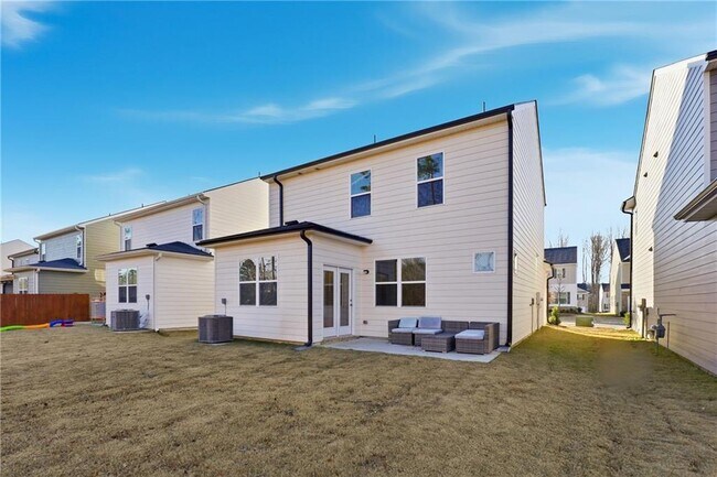 Building Photo - 265 Lauritsen Way