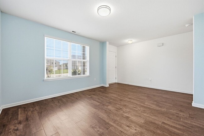 Building Photo - 448 Botanical Ct