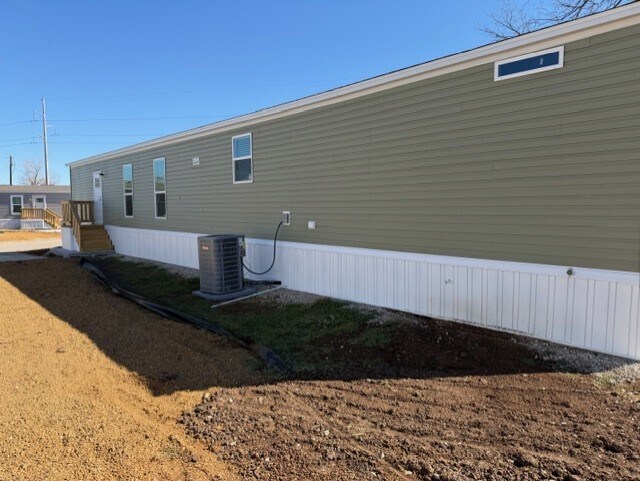 Building Photo - 129 Ponderosa way