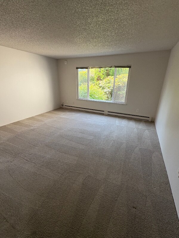 Building Photo - 133 SW Normandy Rd