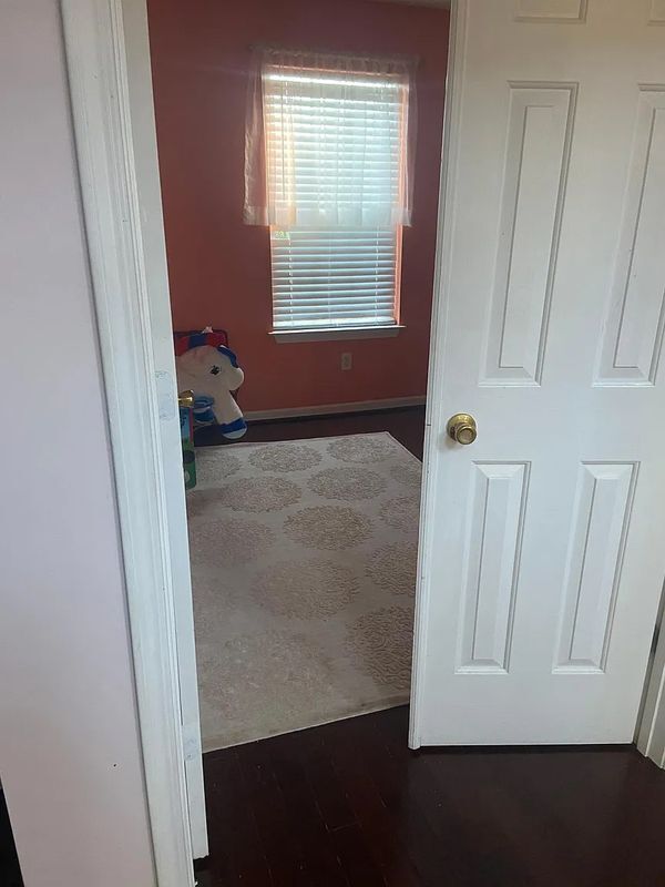 Building Photo - 1358 Cascade View Dr SW