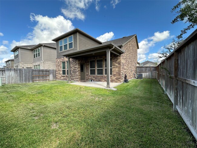 Building Photo - 1052 Laguna Cv Dr