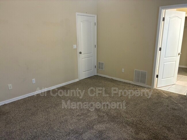 Building Photo - 13749 Lensdale Ln