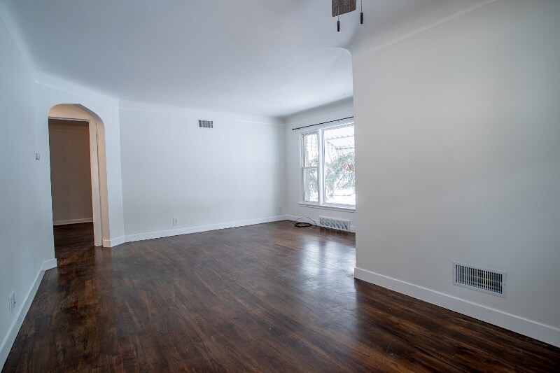 Building Photo - 4814 Erskine St