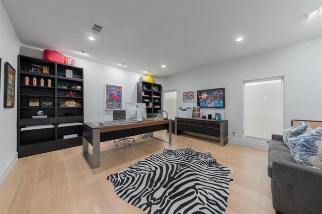 Building Photo - 3731 Gilbert Ave