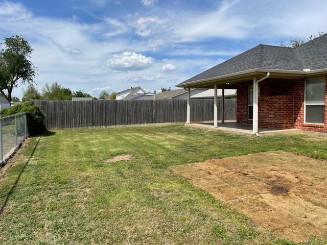 Building Photo - 1405 Sunrise Dr