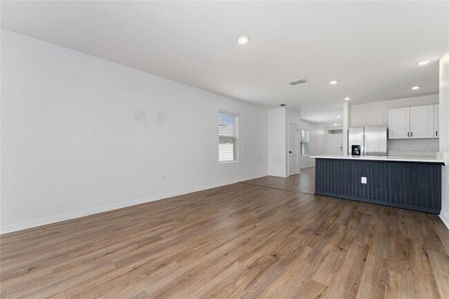 Building Photo - 1982 King Ranch St