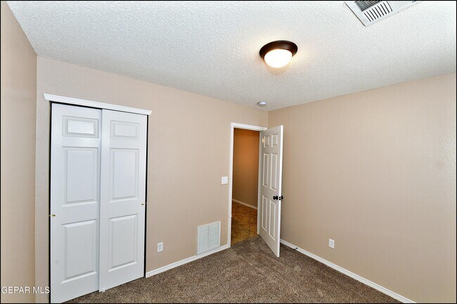 Building Photo - 12976 Enrique Gomez Dr