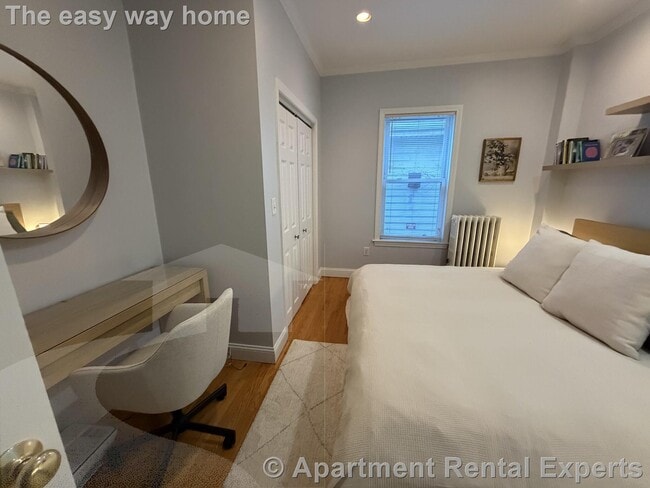 Building Photo - 1576 Cambridge St