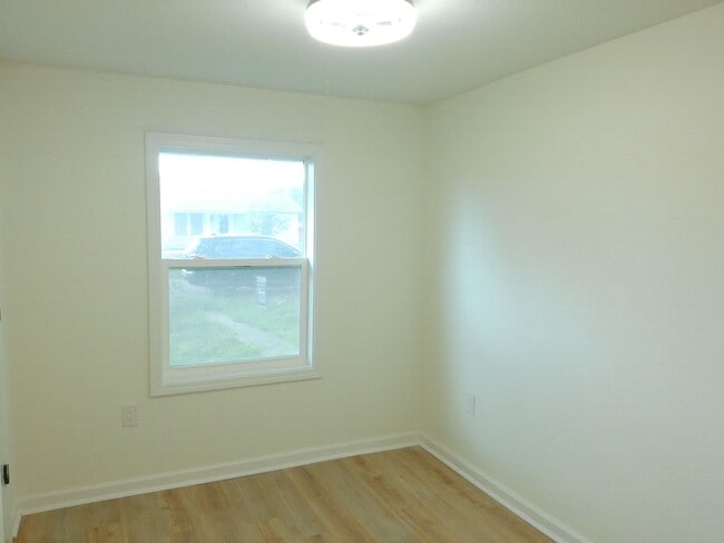 Building Photo - 306 Allison Dr