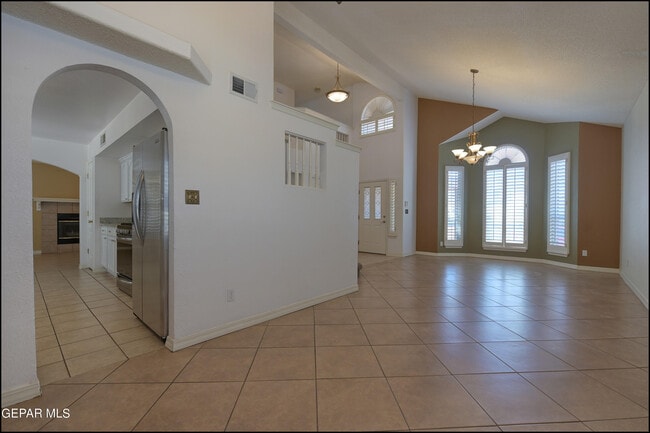 Building Photo - 7097 Tierra Roja St