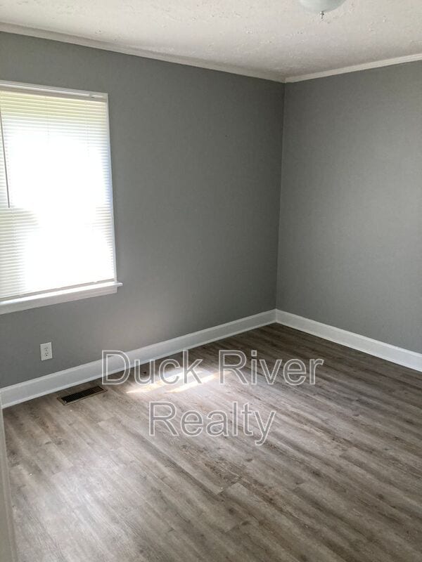 Building Photo - 206 Lee Dr