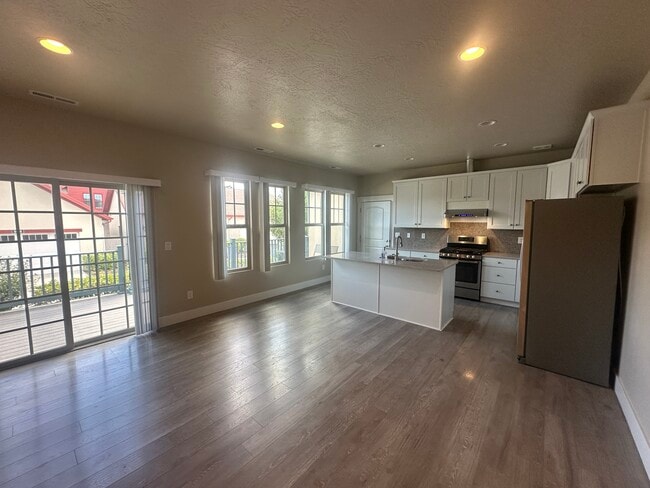 Building Photo - 11252 Jonagold Dr